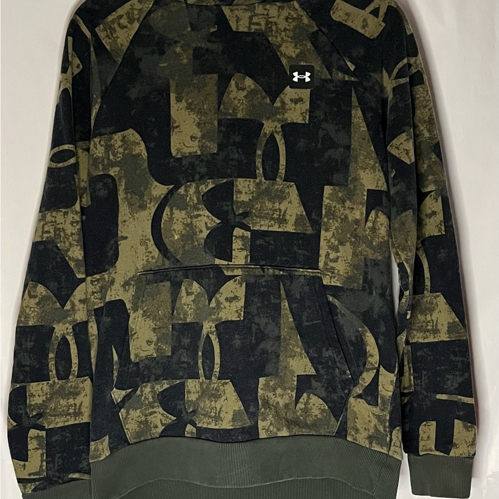 Under Armour Men’s Olive & Black Camo Crewneck Sweatshirt